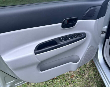 Серый Хендай Акцент, объемом двигателя 1.6 л и пробегом 251 тыс. км за 4799 $, фото 8 на Automoto.ua