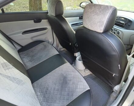 Сірий Хендай Акцент, об'ємом двигуна 1.4 л та пробігом 300 тис. км за 2800 $, фото 6 на Automoto.ua