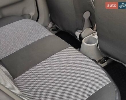 Сірий Хендай Акцент, об'ємом двигуна 1.4 л та пробігом 139 тис. км за 4500 $, фото 16 на Automoto.ua