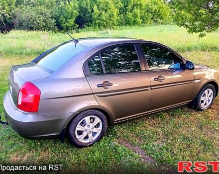 Сірий Хендай Акцент, об'ємом двигуна 1.4 л та пробігом 118 тис. км за 6600 $, фото 1 на Automoto.ua