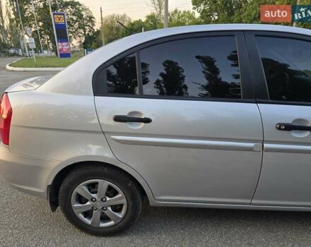 Сірий Хендай Акцент, об'ємом двигуна 1.4 л та пробігом 165 тис. км за 6600 $, фото 11 на Automoto.ua