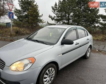 Серый Хендай Акцент, объемом двигателя 1.4 л и пробегом 139 тыс. км за 4500 $, фото 23 на Automoto.ua