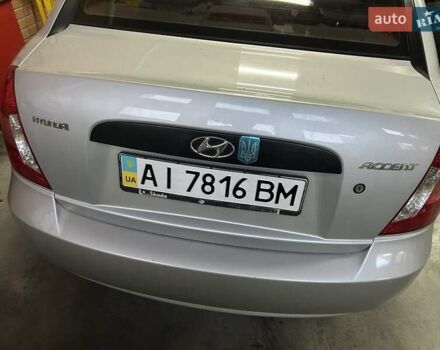 Серый Хендай Акцент, объемом двигателя 1.4 л и пробегом 214 тыс. км за 1900 $, фото 2 на Automoto.ua