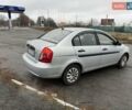 Серый Хендай Акцент, объемом двигателя 1.4 л и пробегом 139 тыс. км за 4500 $, фото 3 на Automoto.ua