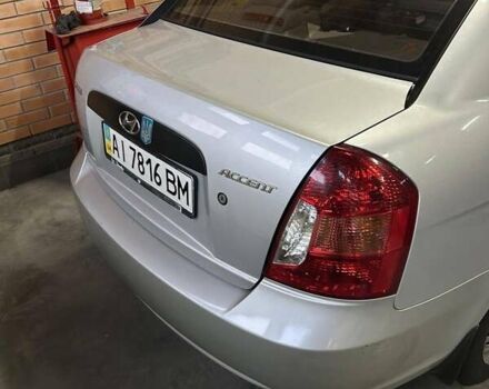 Серый Хендай Акцент, объемом двигателя 1.4 л и пробегом 214 тыс. км за 1900 $, фото 1 на Automoto.ua