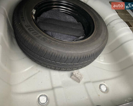 Серый Хендай Акцент, объемом двигателя 1.4 л и пробегом 5 тыс. км за 7500 $, фото 29 на Automoto.ua