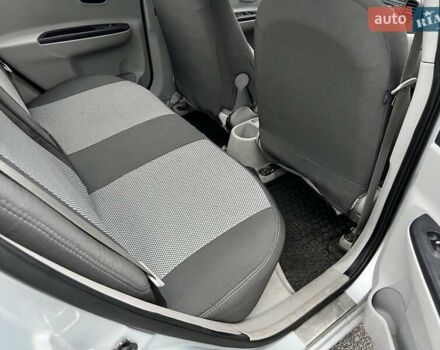 Серый Хендай Акцент, объемом двигателя 1.4 л и пробегом 139 тыс. км за 4500 $, фото 17 на Automoto.ua