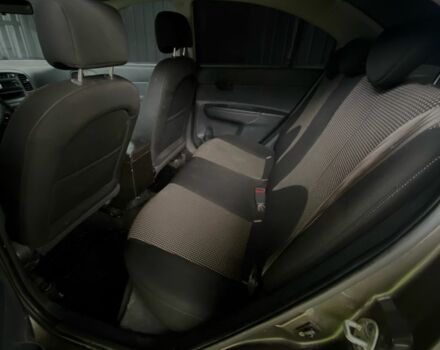 Серый Хендай Акцент, объемом двигателя 1.4 л и пробегом 344 тыс. км за 5000 $, фото 8 на Automoto.ua