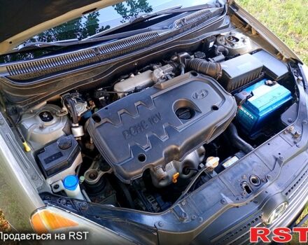 Сірий Хендай Акцент, об'ємом двигуна 1.4 л та пробігом 118 тис. км за 6600 $, фото 3 на Automoto.ua