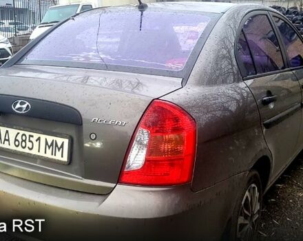 Серый Хендай Акцент, объемом двигателя 1.4 л и пробегом 220 тыс. км за 5900 $, фото 2 на Automoto.ua