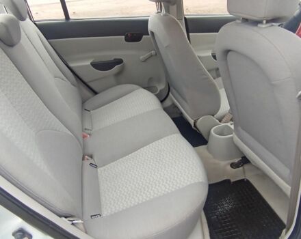 Сірий Хендай Акцент, об'ємом двигуна 1.4 л та пробігом 235 тис. км за 4800 $, фото 2 на Automoto.ua