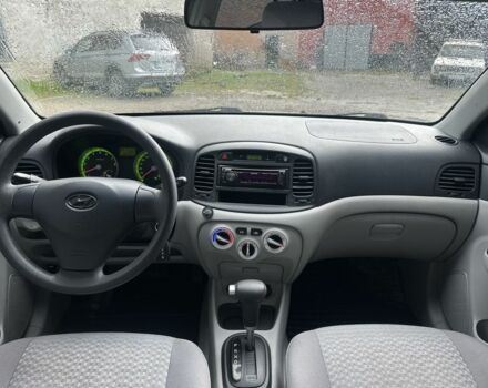 Сірий Хендай Акцент, об'ємом двигуна 1.4 л та пробігом 96 тис. км за 5600 $, фото 20 на Automoto.ua