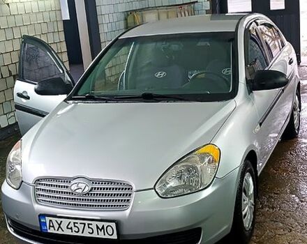 Серый Хендай Акцент, объемом двигателя 1.4 л и пробегом 113 тыс. км за 4600 $, фото 4 на Automoto.ua
