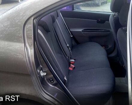 Серый Хендай Акцент, объемом двигателя 1.4 л и пробегом 220 тыс. км за 5900 $, фото 6 на Automoto.ua