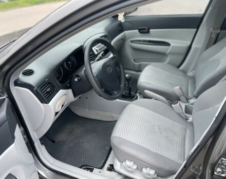 Серый Хендай Акцент, объемом двигателя 1.5 л и пробегом 270 тыс. км за 3699 $, фото 9 на Automoto.ua