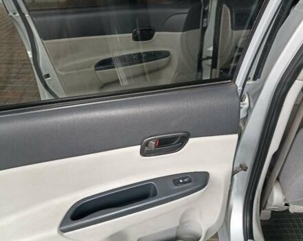 Серый Хендай Акцент, объемом двигателя 1.4 л и пробегом 140 тыс. км за 4999 $, фото 21 на Automoto.ua