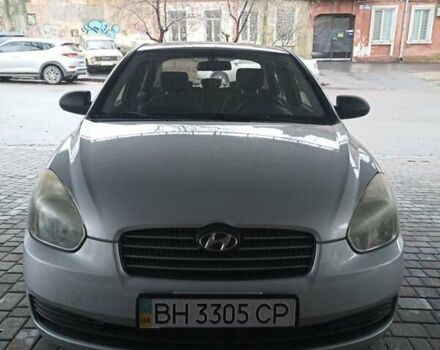 Серый Хендай Акцент, объемом двигателя 1.4 л и пробегом 140 тыс. км за 4999 $, фото 2 на Automoto.ua