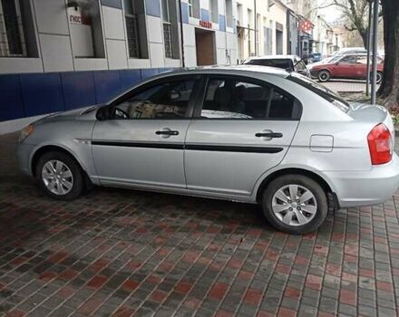 Серый Хендай Акцент, объемом двигателя 1.4 л и пробегом 140 тыс. км за 4999 $, фото 3 на Automoto.ua