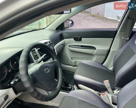 Серый Хендай Акцент, объемом двигателя 1.4 л и пробегом 114 тыс. км за 4850 $, фото 11 на Automoto.ua