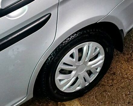 Серый Хендай Акцент, объемом двигателя 1.4 л и пробегом 113 тыс. км за 4600 $, фото 8 на Automoto.ua