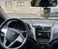 Серый Хендай Акцент, объемом двигателя 1.4 л и пробегом 140 тыс. км за 6800 $, фото 3 на Automoto.ua