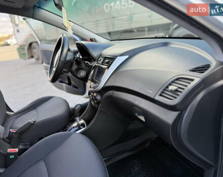 Серый Хендай Акцент, объемом двигателя 1.6 л и пробегом 138 тыс. км за 7900 $, фото 22 на Automoto.ua