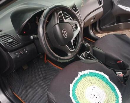 Серый Хендай Акцент, объемом двигателя 1.4 л и пробегом 163 тыс. км за 6700 $, фото 10 на Automoto.ua