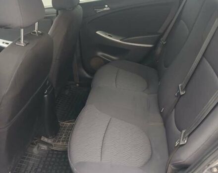 Серый Хендай Акцент, объемом двигателя 1.4 л и пробегом 238 тыс. км за 5950 $, фото 14 на Automoto.ua