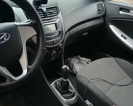 Серый Хендай Акцент, объемом двигателя 1.4 л и пробегом 128 тыс. км за 7150 $, фото 15 на Automoto.ua