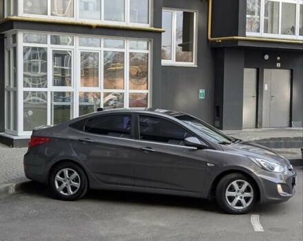 Серый Хендай Акцент, объемом двигателя 1.4 л и пробегом 233 тыс. км за 6250 $, фото 7 на Automoto.ua