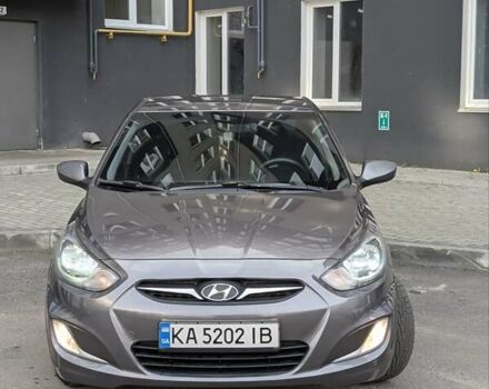 Серый Хендай Акцент, объемом двигателя 1.4 л и пробегом 233 тыс. км за 6250 $, фото 1 на Automoto.ua