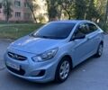 Серый Хендай Акцент, объемом двигателя 1.4 л и пробегом 203 тыс. км за 7000 $, фото 2 на Automoto.ua