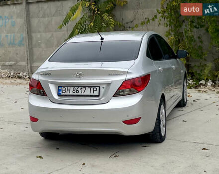 Хендай Акцент 2011 у Одесі на Automoto.ua Сірий Хендай Акцент, об'ємом двигуна 1.4 л та пробігом 184 тис. км за 7200 $, фото 25 на Automoto.ua