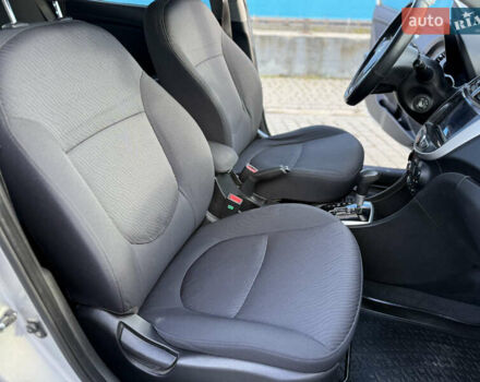 Серый Хендай Акцент, объемом двигателя 1.6 л и пробегом 138 тыс. км за 7900 $, фото 19 на Automoto.ua