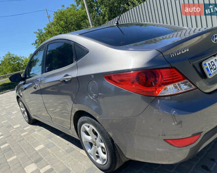 Серый Хендай Акцент, объемом двигателя 1.4 л и пробегом 200 тыс. км за 6950 $, фото 20 на Automoto.ua