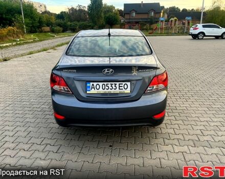 Серый Хендай Акцент, объемом двигателя 1.4 л и пробегом 200 тыс. км за 5700 $, фото 5 на Automoto.ua