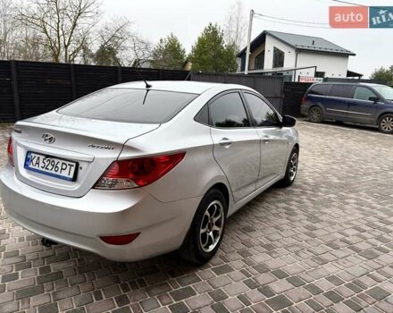 Серый Хендай Акцент, объемом двигателя 1.6 л и пробегом 186 тыс. км за 7900 $, фото 8 на Automoto.ua