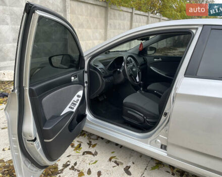 Хендай Акцент 2011 у Одесі на Automoto.ua Сірий Хендай Акцент, об'ємом двигуна 1.4 л та пробігом 184 тис. км за 7200 $, фото 32 на Automoto.ua