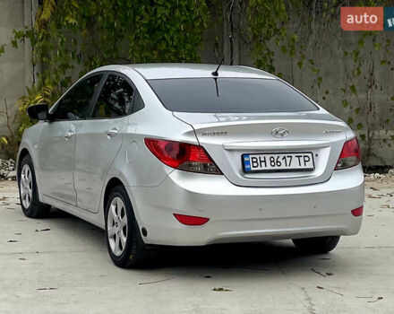 Хендай Акцент 2011 у Одесі на Automoto.ua Сірий Хендай Акцент, об'ємом двигуна 1.4 л та пробігом 184 тис. км за 7200 $, фото 21 на Automoto.ua