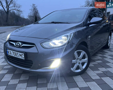 Серый Хендай Акцент, объемом двигателя 1.6 л и пробегом 194 тыс. км за 7900 $, фото 1 на Automoto.ua