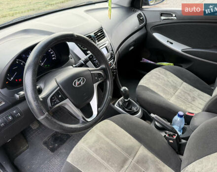 Серый Хендай Акцент, объемом двигателя 1.4 л и пробегом 206 тыс. км за 6400 $, фото 35 на Automoto.ua