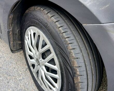 Серый Хендай Акцент, объемом двигателя 1.4 л и пробегом 229 тыс. км за 6500 $, фото 1 на Automoto.ua