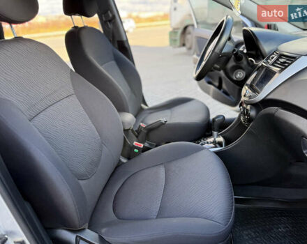 Серый Хендай Акцент, объемом двигателя 1.6 л и пробегом 138 тыс. км за 7900 $, фото 20 на Automoto.ua