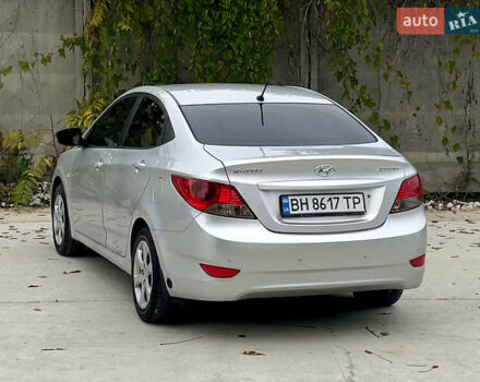 Хендай Акцент 2011 у Одесі на Automoto.ua Сірий Хендай Акцент, об'ємом двигуна 1.4 л та пробігом 184 тис. км за 7200 $, фото 20 на Automoto.ua