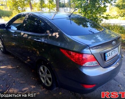 Серый Хендай Акцент, объемом двигателя 1.4 л и пробегом 305 тыс. км за 6300 $, фото 3 на Automoto.ua
