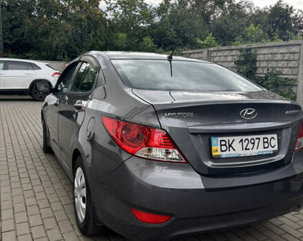 Сірий Хендай Акцент, об'ємом двигуна 1.4 л та пробігом 123 тис. км за 8100 $, фото 7 на Automoto.ua