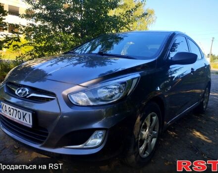 Серый Хендай Акцент, объемом двигателя 1.4 л и пробегом 305 тыс. км за 6300 $, фото 1 на Automoto.ua