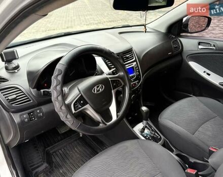 Серый Хендай Акцент, объемом двигателя 1.6 л и пробегом 186 тыс. км за 7900 $, фото 15 на Automoto.ua