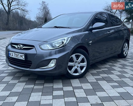 Серый Хендай Акцент, объемом двигателя 1.6 л и пробегом 194 тыс. км за 7900 $, фото 8 на Automoto.ua