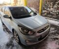 Серый Хендай Акцент, объемом двигателя 1.6 л и пробегом 227 тыс. км за 6350 $, фото 2 на Automoto.ua